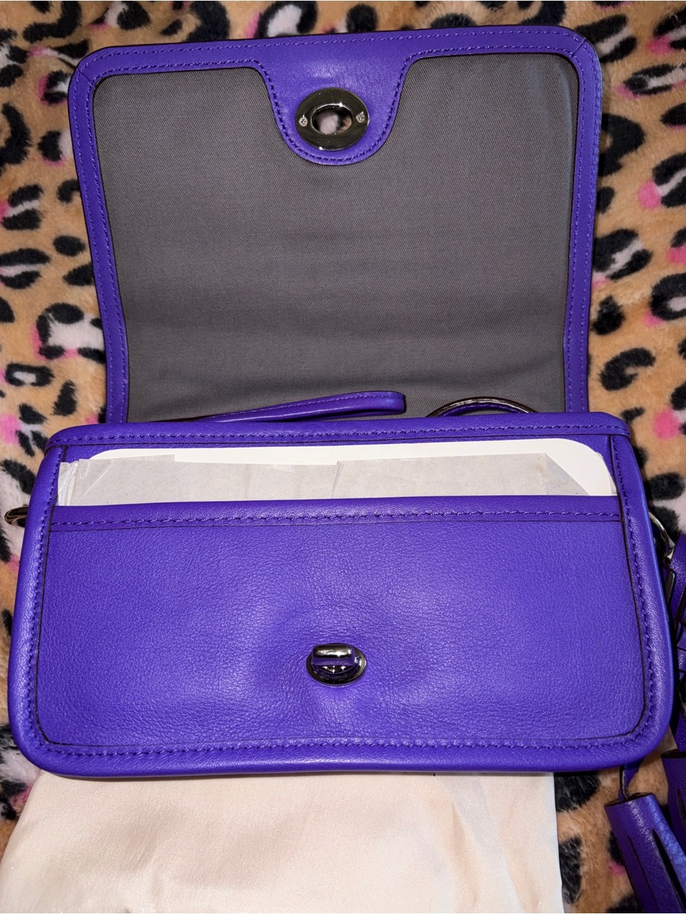Coach Legacy NWT Penny Purple Leather Turnlock Crossbody with Tassel & Dusty - Picture 4 of 9